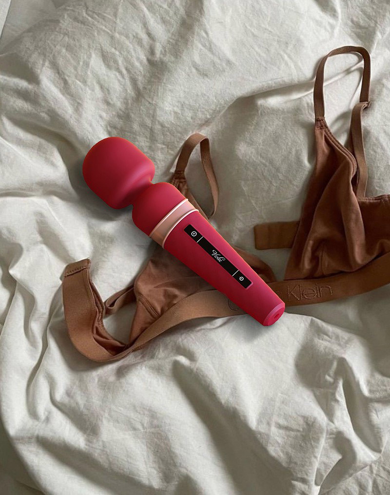 Viotec - Titan - Wand Vibrator - Gold & Wine Red